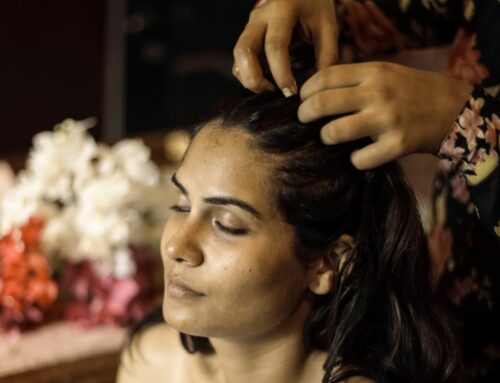 Exploring the Numerous Benefits of Oiling the Scalp: An Ayurvedic Perspective
